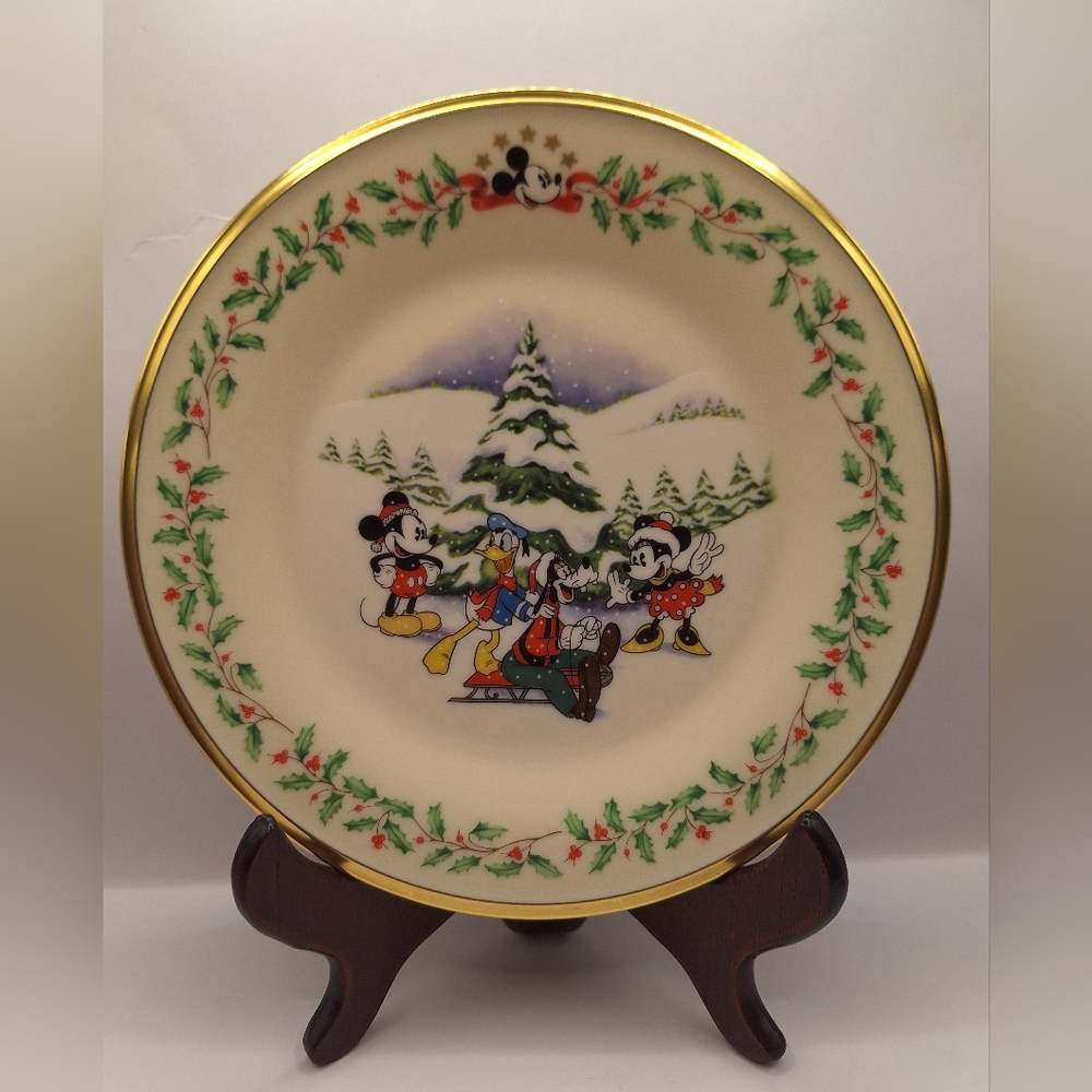 Lenox Disney Holiday 8" Accent Salad Plate "First Snow" Mickey & Co Vtg